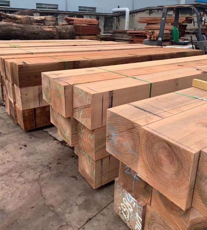 某市a实木地板厂(以下简称a厂)现有一批木材原料需加工成实木地板销售,可选